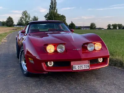 Chevrolet Corvette C3 1980 — Légendaire coupé sport, 69'000 km, état exceptionnel — Armaturenbrett