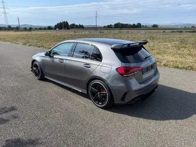Mercedes-AMG A 45 S 4MATIC+ 2020 — Berline sportive 421 ch, état d'exception — Seitenansicht