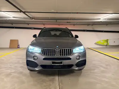 BMW X5 xDrive40e 2017 — SUV hybride rechargeable, motorisation efficace et polyvalente — vue extérieure