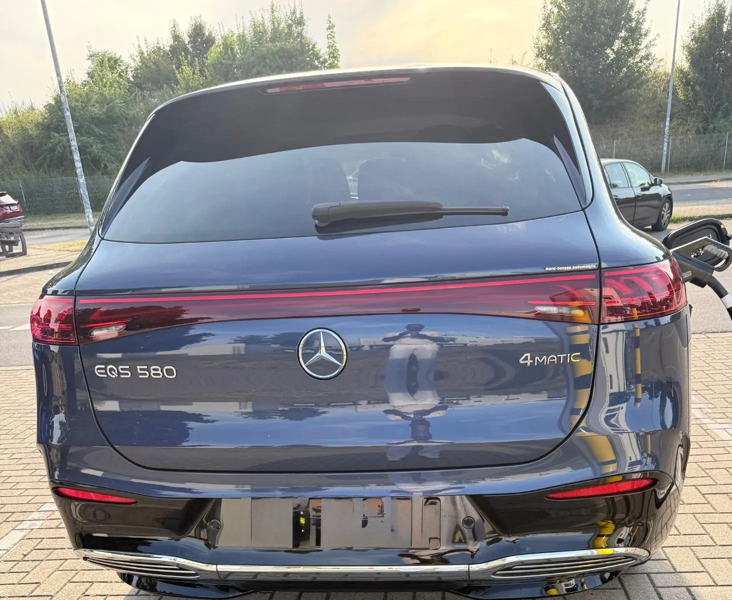 Mercedes-Benz EQS SUV 544 ch — Prestige électrique 7 places, 42'000 km — Außenansicht