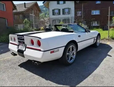 Chevrolet Corvette Cabrio 1989 — Décapotable américaine mythique, toit neuf — côté