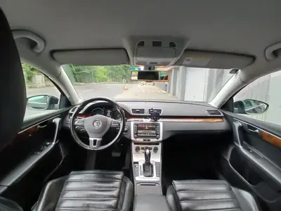 VW Passat Berline 2012 — Berline élégante, motorisation performante 210 ch — Armaturenbrett
