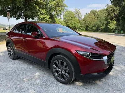 Mazda CX-30 MHEV 2020 — SUV compact hybride, état impeccable, rare équipement premium — arrière