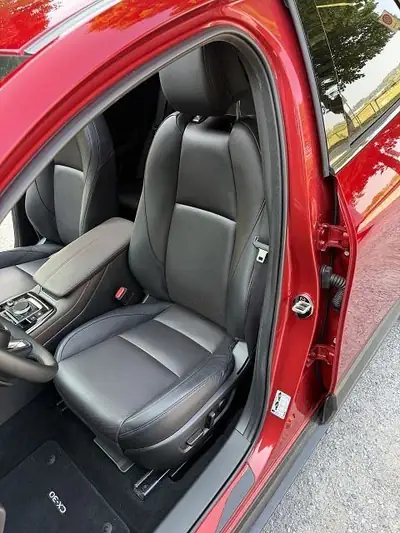 Mazda CX-30 MHEV 2020 — SUV compact hybride, état impeccable, rare équipement premium — Miniature 14