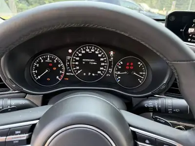 Mazda CX-30 MHEV 2020 — SUV compact hybride, état impeccable, rare équipement premium — Miniature 16