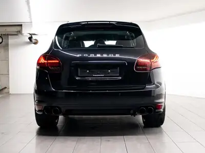 Porsche Cayenne GTS 2013 — SUV sportif 420 ch, impeccable et full service — intérieur