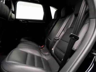 Porsche Cayenne GTS 2013 — SUV sportif 420 ch, impeccable et full service — Miniature 10