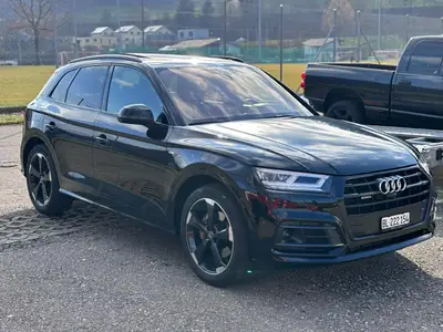 Audi Q5 2019 — SUV Premium 245 ch, Transmission Intégrale, Essence Automatique — Außenansicht