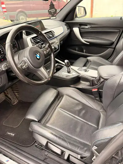 BMW 1ER 224 ch — Berline sportive avec M Sport, moteur turbo performant — interni