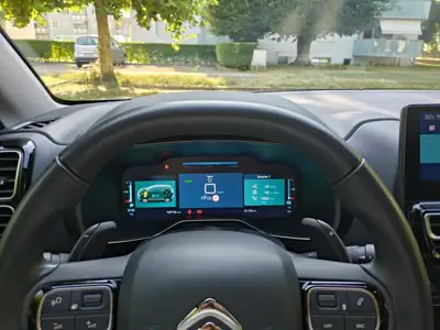 Citroën C5 Aircross Hybrid 181 ch — SUV confortable, entretien garanti jusqu'en 2028 — Miniature 7