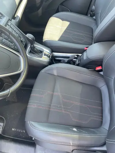 Opel Meriva 2012 — Monospace compact pratique, automatique, 101'450 km — Detail