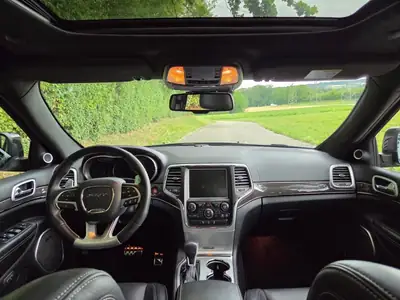 Jeep Grand Cherokee SRT8 — V8 468 ch, 60'000 km, échappement sport homologué — Miniatura 9