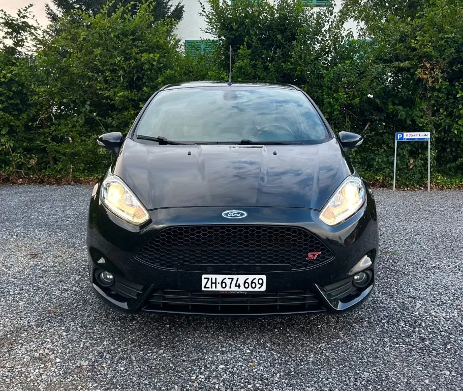 Ford Fiesta 2013 occasion Dübendorf — 2