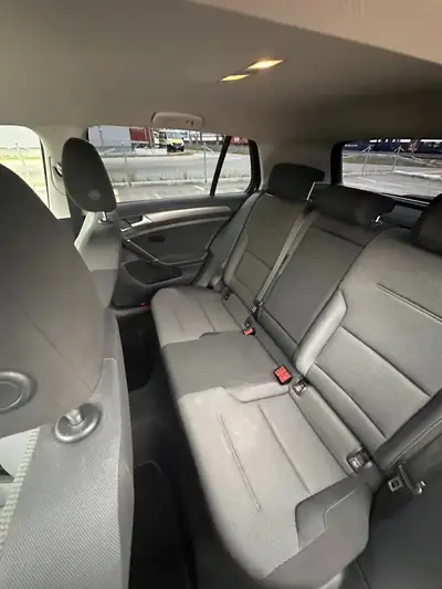 VW Golf 122 ch — Berline automatique fiable, 134'000 km, entretien facile — Armaturenbrett