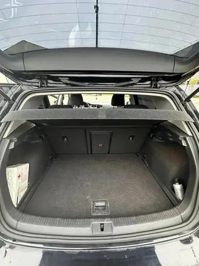 VW Golf 122 ch — Berline automatique fiable, 134'000 km, entretien facile — Detail