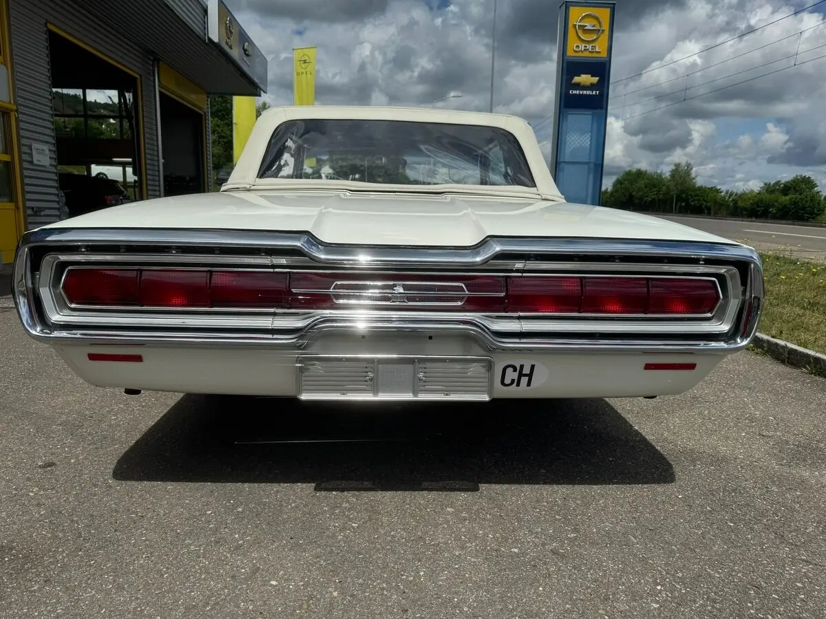 Ford Thunderbird 1966 occasion Uster — 3