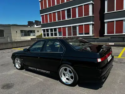 Alfa Romeo 164 V6 Turbo 1991 — Rare classique restauré, moteur légendaire — Armaturenbrett
