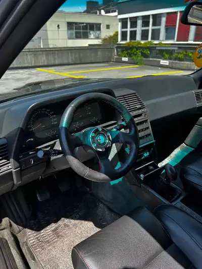 Alfa Romeo 164 V6 Turbo 1991 — Rare classique restauré, moteur légendaire — Miniatur 7