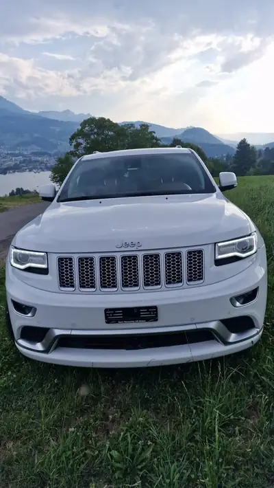 Jeep Grand Cherokee 2016 — SUV robuste 250 ch diesel, très bon état, entretien complet — Seitenansicht