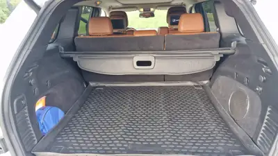 Jeep Grand Cherokee 2016 — SUV robuste 250 ch diesel, très bon état, entretien complet — Miniatur 8