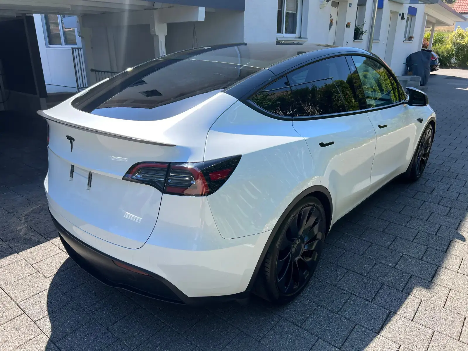 Tesla Model Y 2022 occasion Toffen — 3