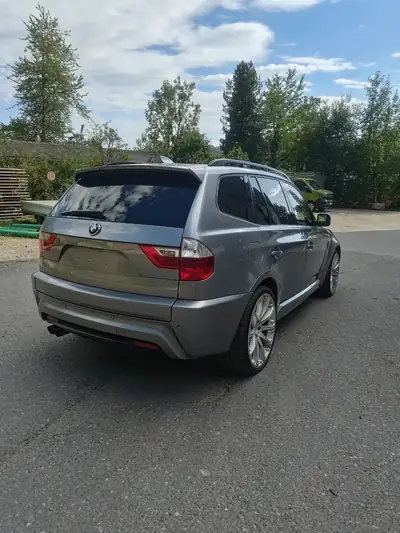 BMW X3 3.0sd — SUV premium diesel, 145'000 km, entretien garage complet — Seitenansicht