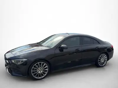 Mercedes-Benz CLA 220 Diesel 4MATIC — Berline premium allemande, 110'000 km, préparation AMG — fianco