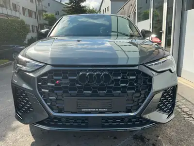 Audi RS Q3 2023 — SUV haute performance 400 ch, 14'900 km seulement — fianco