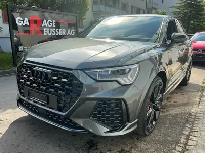 Audi RS Q3 2023 — SUV haute performance 400 ch, 14'900 km seulement — vista esterna