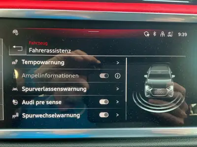Audi RS Q3 2023 — SUV haute performance 400 ch, 14'900 km seulement — Miniatura 18