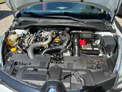 Renault Clio 2017 — Berline compacte automatique, 200 ch dynamiques — dettaglio