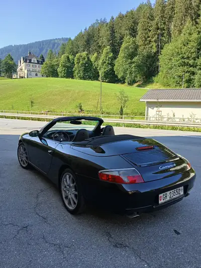 Porsche 911 Coupé 2001 — Légende sportive révisée, 300 ch authentiques — fianco
