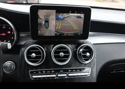 Mercedes-Benz GLC 350 — SUV diesel performant, transmission automatique, 4x4 intégral — interni