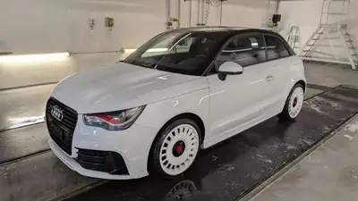Audi A1 Quattro 2.0 TFSI 256 PS — Une édition rare mondiale, sportive et polyvalente — vista posteriore