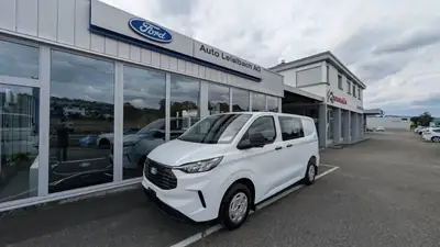 Ford Transit 2026 — Utilitaire diesel performant, 170 ch et transmission automatique — vue extérieure