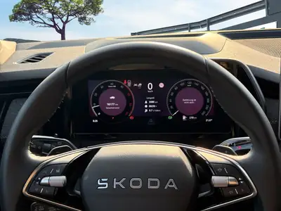 Skoda Kodiaq 2025 — SUV 7 places robuste, 193 ch diesel et équipements de sécurité avancés — Miniature 10