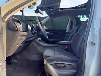 Skoda Kodiaq 2025 — SUV 7 places robuste, 193 ch diesel et équipements de sécurité avancés — Miniature 14