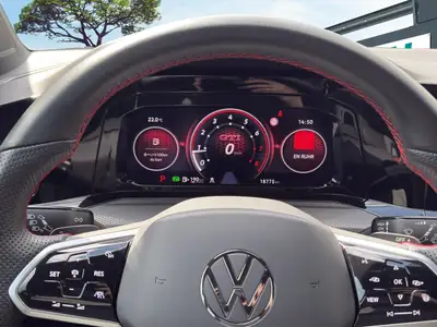 VW Golf 245 ch — Berline sportive automatique, faible kilométrage — Miniatur 12