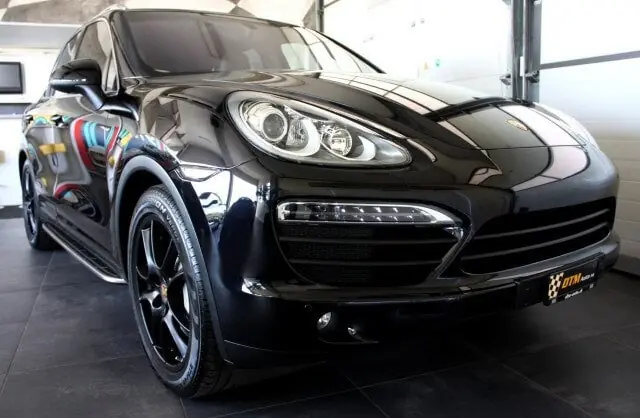 Porsche Cayenne 2011 occasion Neyruz — 1