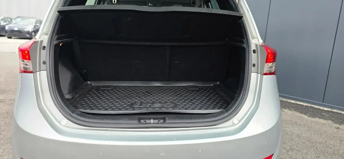 Hyundai ix20 2011 occasion Sion — 5