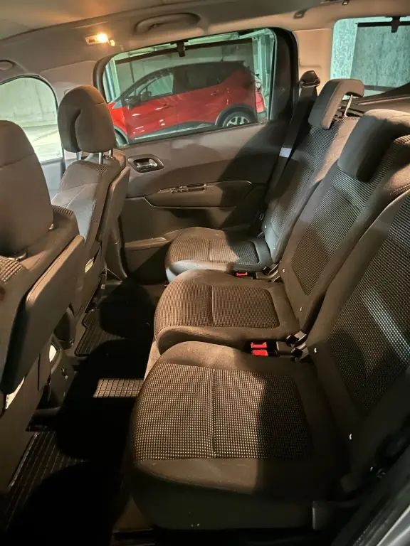 Peugeot 5008 2012 occasion Zug — 4
