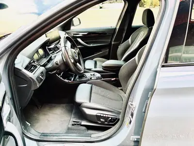 BMW X1 2022 — Hybride rechargeable PHEV, 63'000 km, pneus neufs — détail