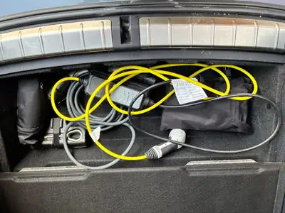 BMW X1 2022 — Hybride rechargeable PHEV, 63'000 km, pneus neufs — Miniature 16
