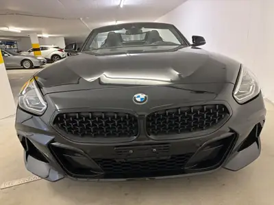BMW Z4 2023 — Cabriolet sportif 340 ch, état impeccable, garantie complète — Außenansicht