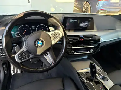 BMW 540d xDrive Touring — Break diesel M Sport, 158'000 km, entretien récent — Miniatur 8