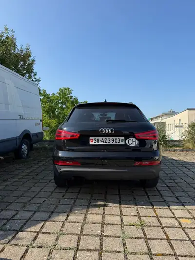 Audi Q3 2014 — SUV compact robuste, 79'000 km, transmission automatique — Heckansicht