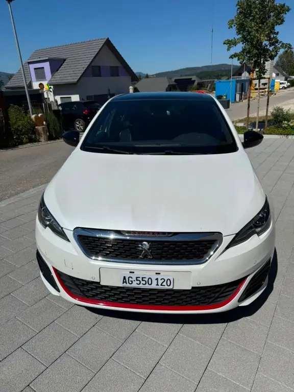 Peugeot 308 2015 occasion Riken — 1