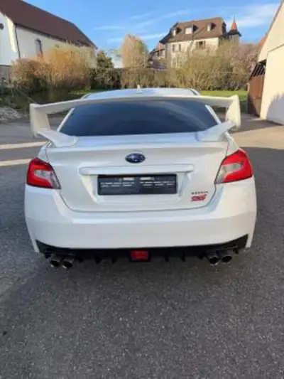 Subaru WRX 2015 — Berline sportive 300 ch, transmission manuelle, entretien Subaru — côté