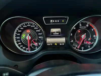 Mercedes-Benz CLA 45 AMG — Berline sportive 360 ch, entretien complet, 8 jeux de roues — Detail
