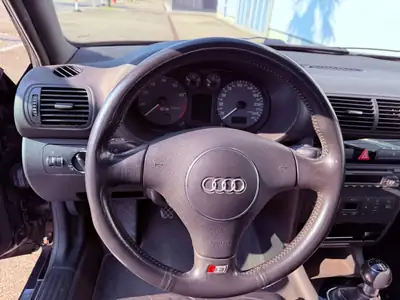 Audi S3 8L 2002 — Légendaire 1.8T BAM 225 ch, état d'origine exceptionnel — detail